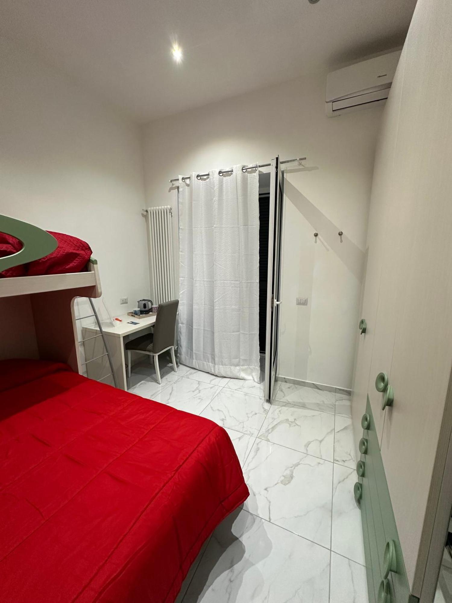 Santa Chiara Garden View B&B Napoli Bagian luar foto